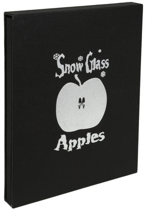 Item #21237 SNOW GLASS APPLES: A PLAY FOR VOICES. Neil Gaiman