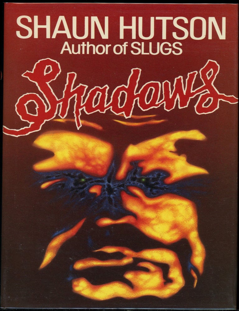 SHADOWS. Shaun Hutson.