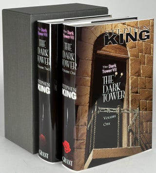 Item #37197 THE DARK TOWER VII: THE DARK TOWER. Stephen King